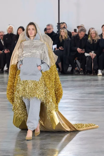 Look 36